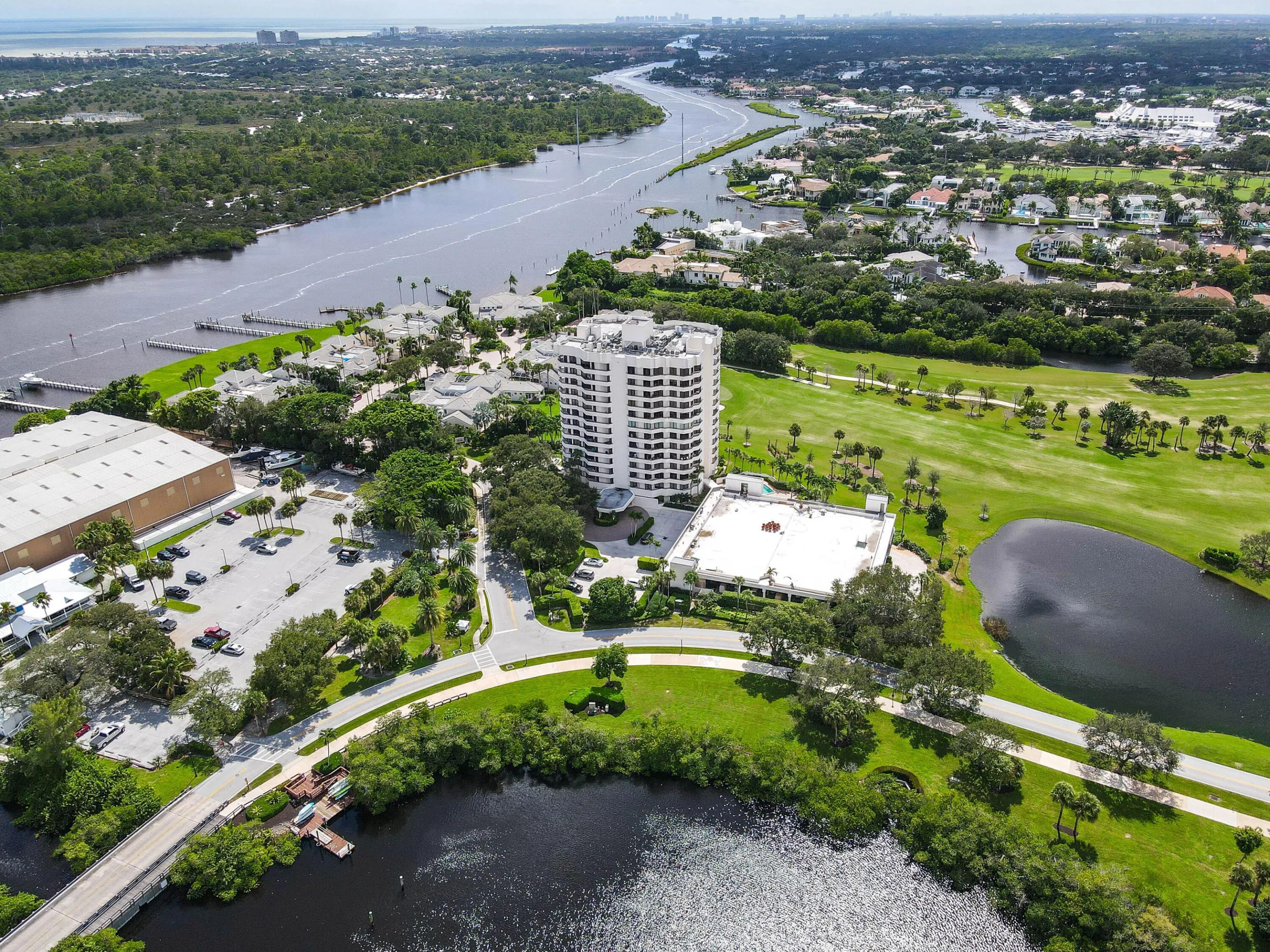 3322CasseekeyIslandRdApt302Aerials(33)
