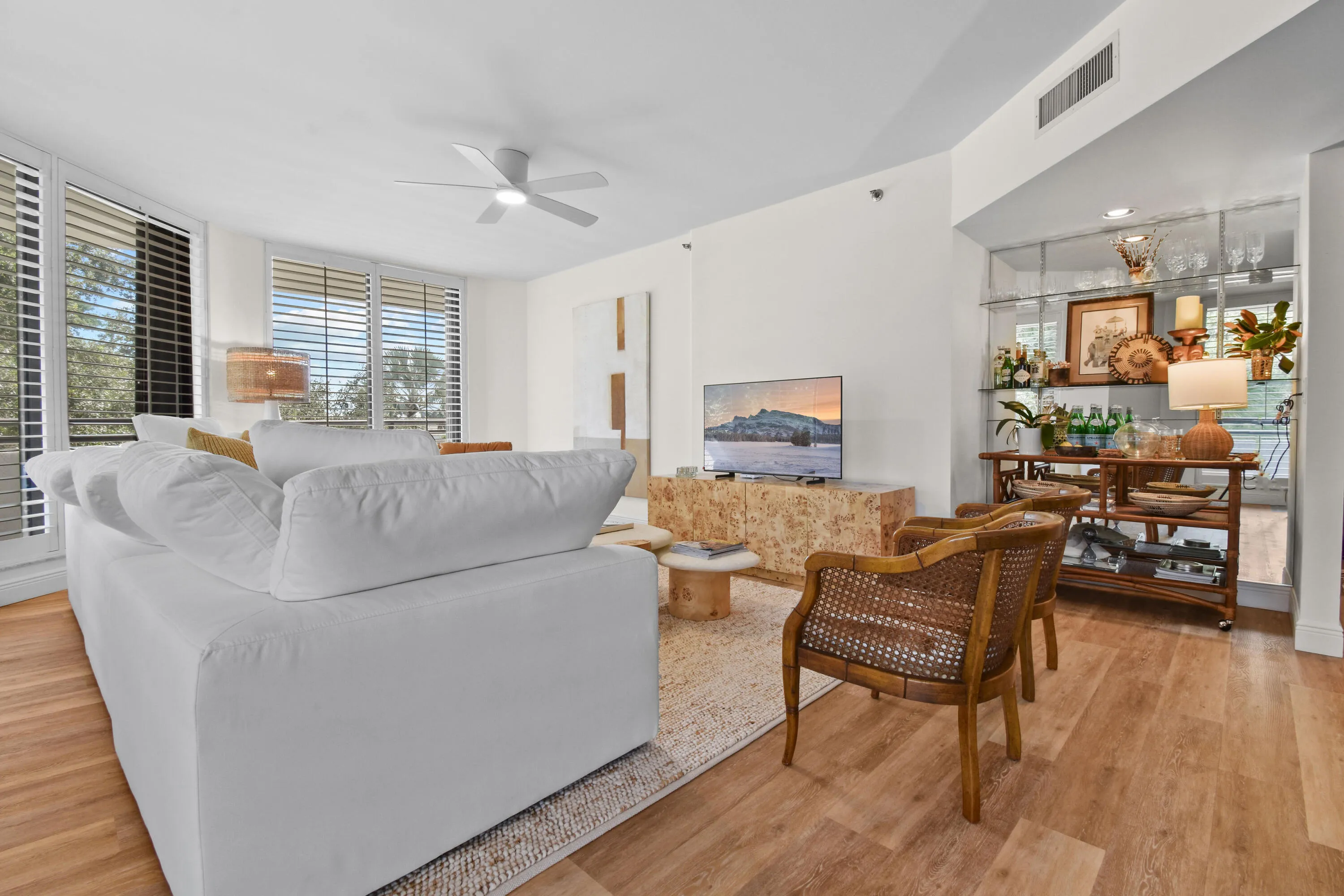 3322CasseekeyIslandRd,Apt302(23)