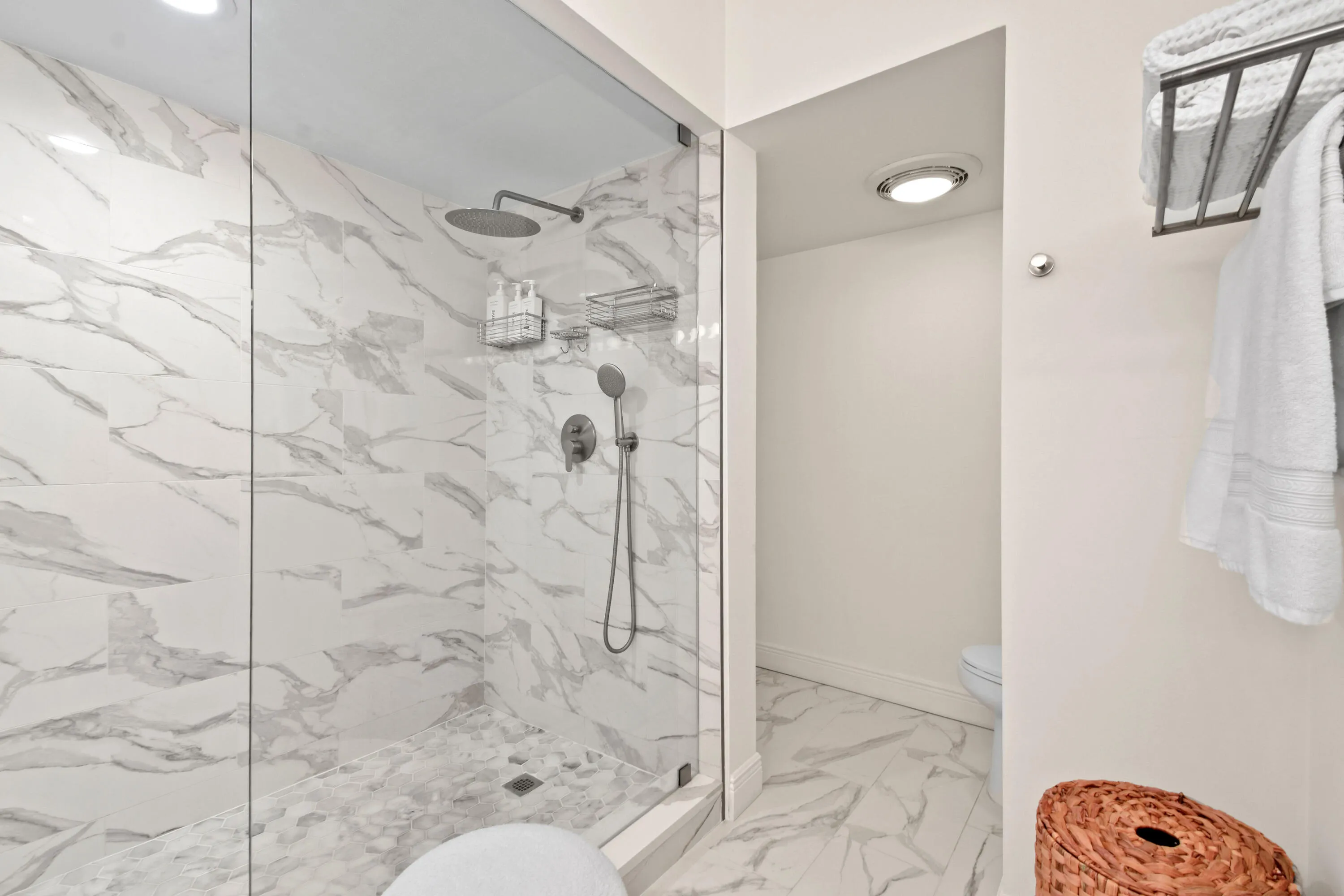 3322CasseekeyIslandRd,Apt302(34)