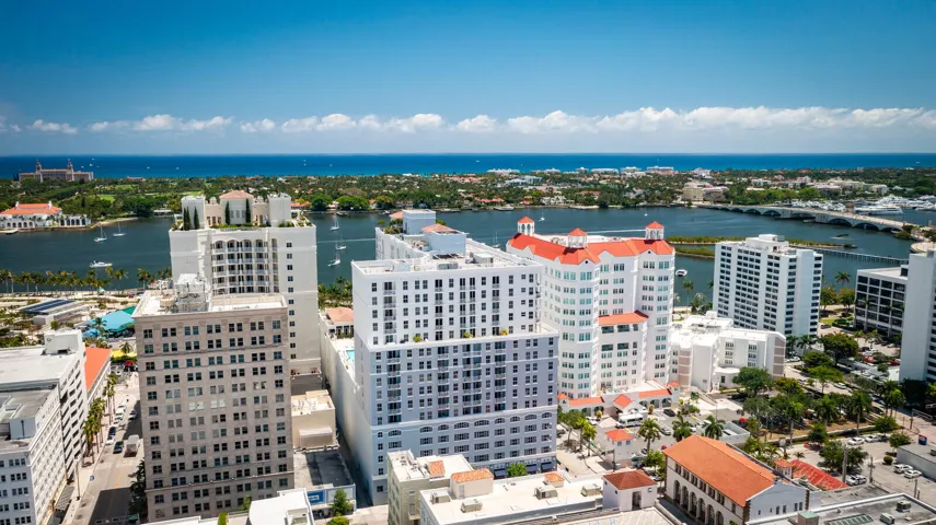 34_255_Evernia_St_Aerials_and_Amenities1
