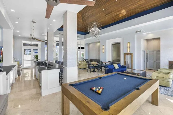 strand clubhouse