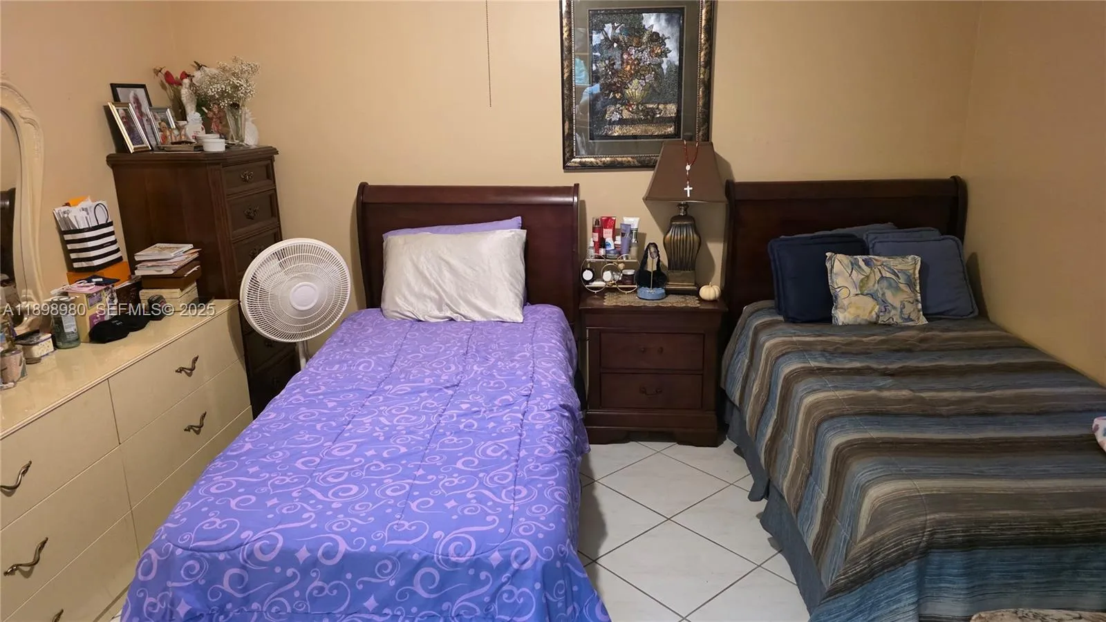 2nd bedroom