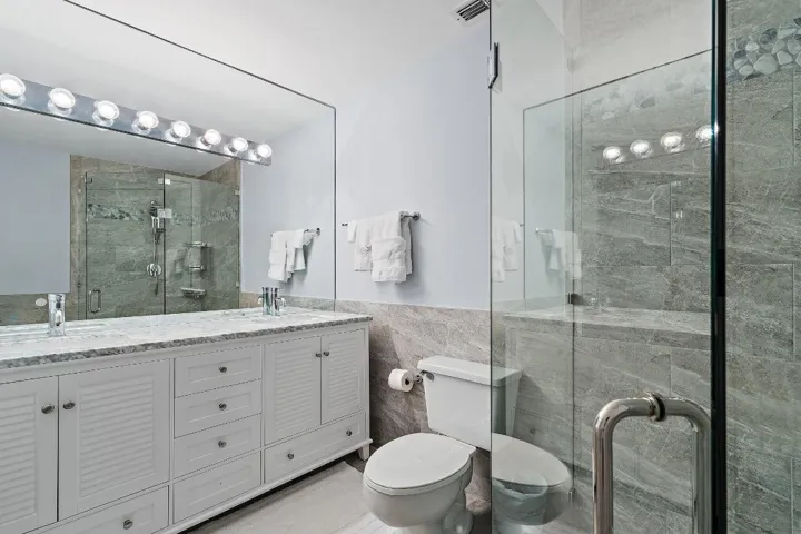 Bath 3a