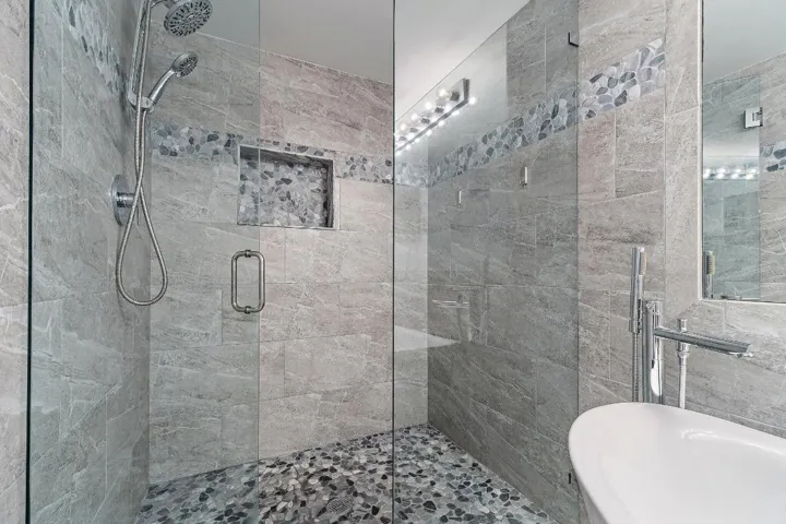 Master bath 5