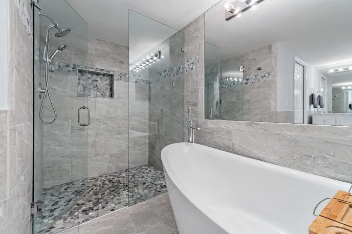 Master bath 4