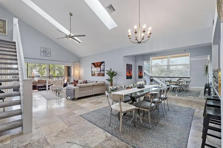 Living area 1