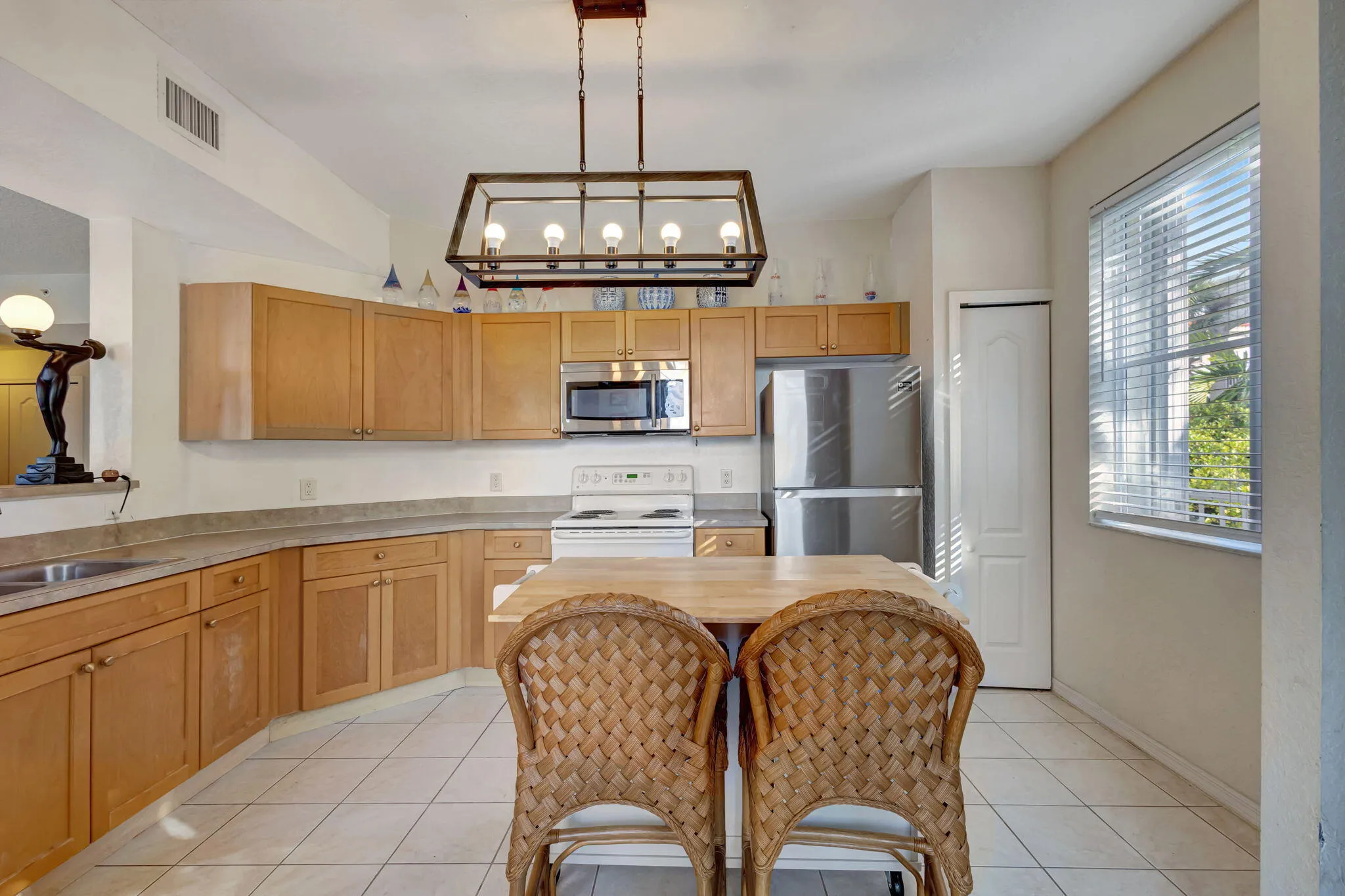 11023 Legacy Ln 204