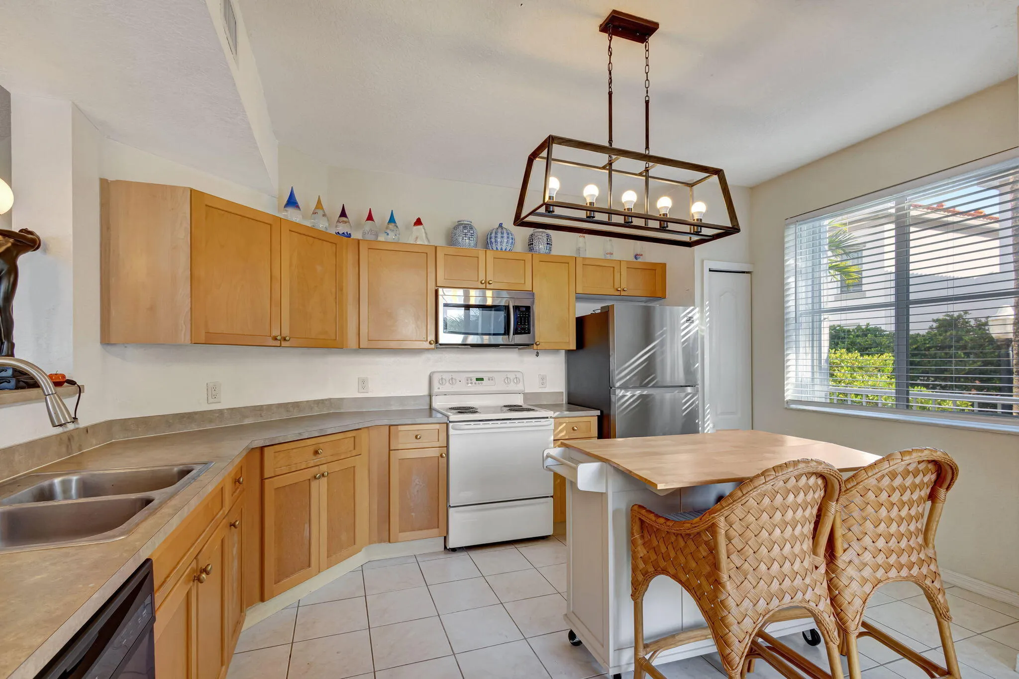 11023 Legacy Ln 204