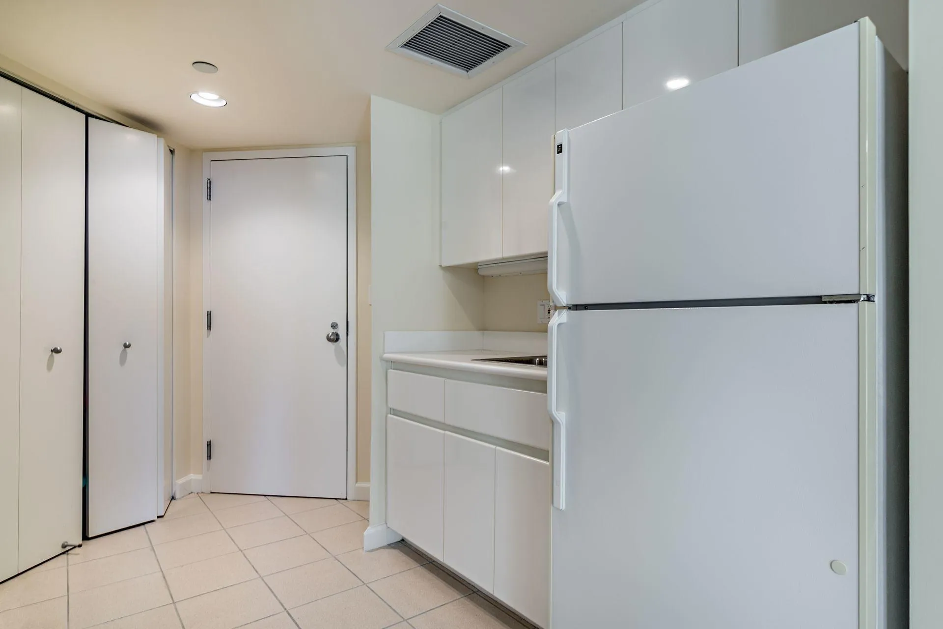 Cabana Kitchenette