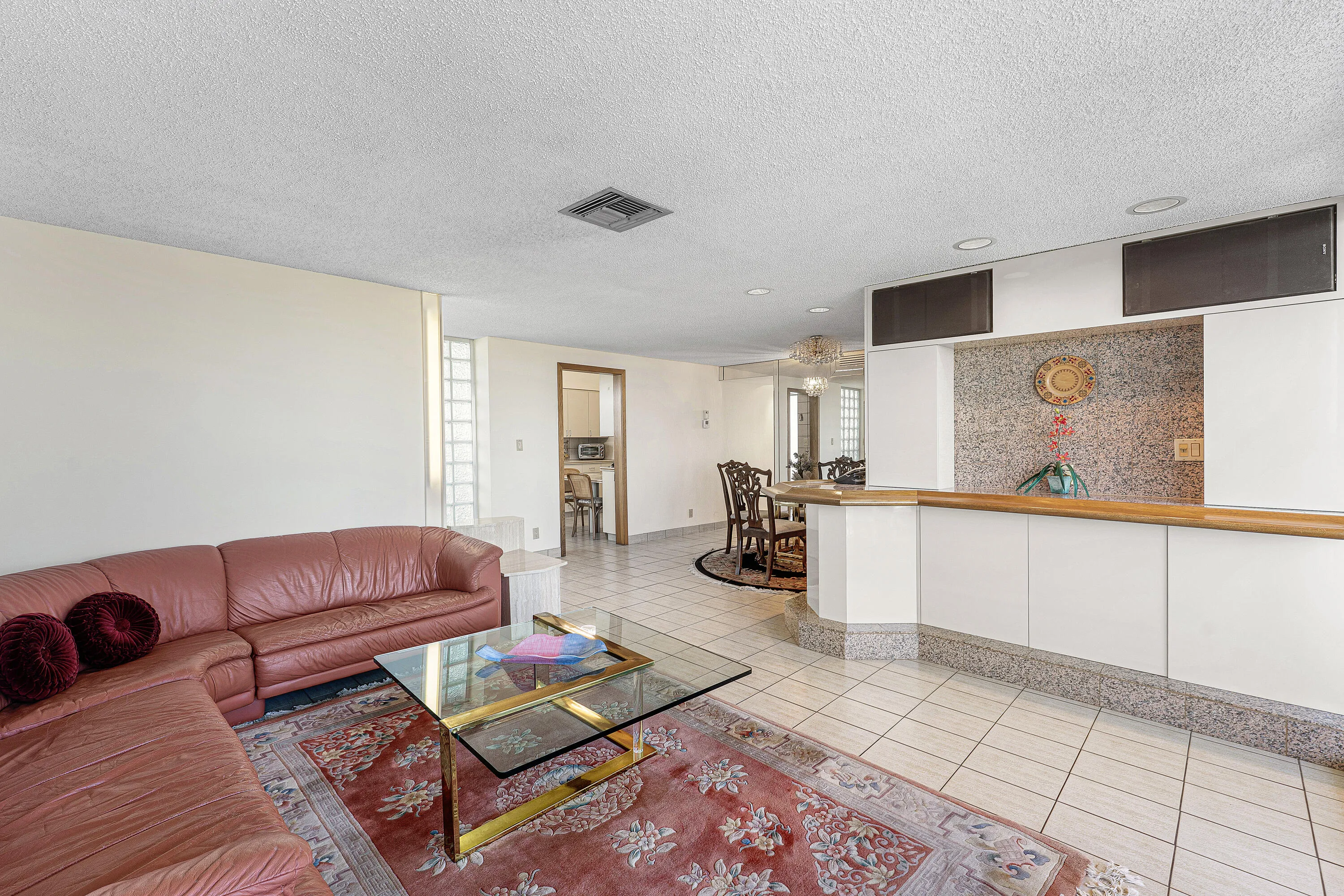 008-1900SouthOceanDrive-812-FortLauderda