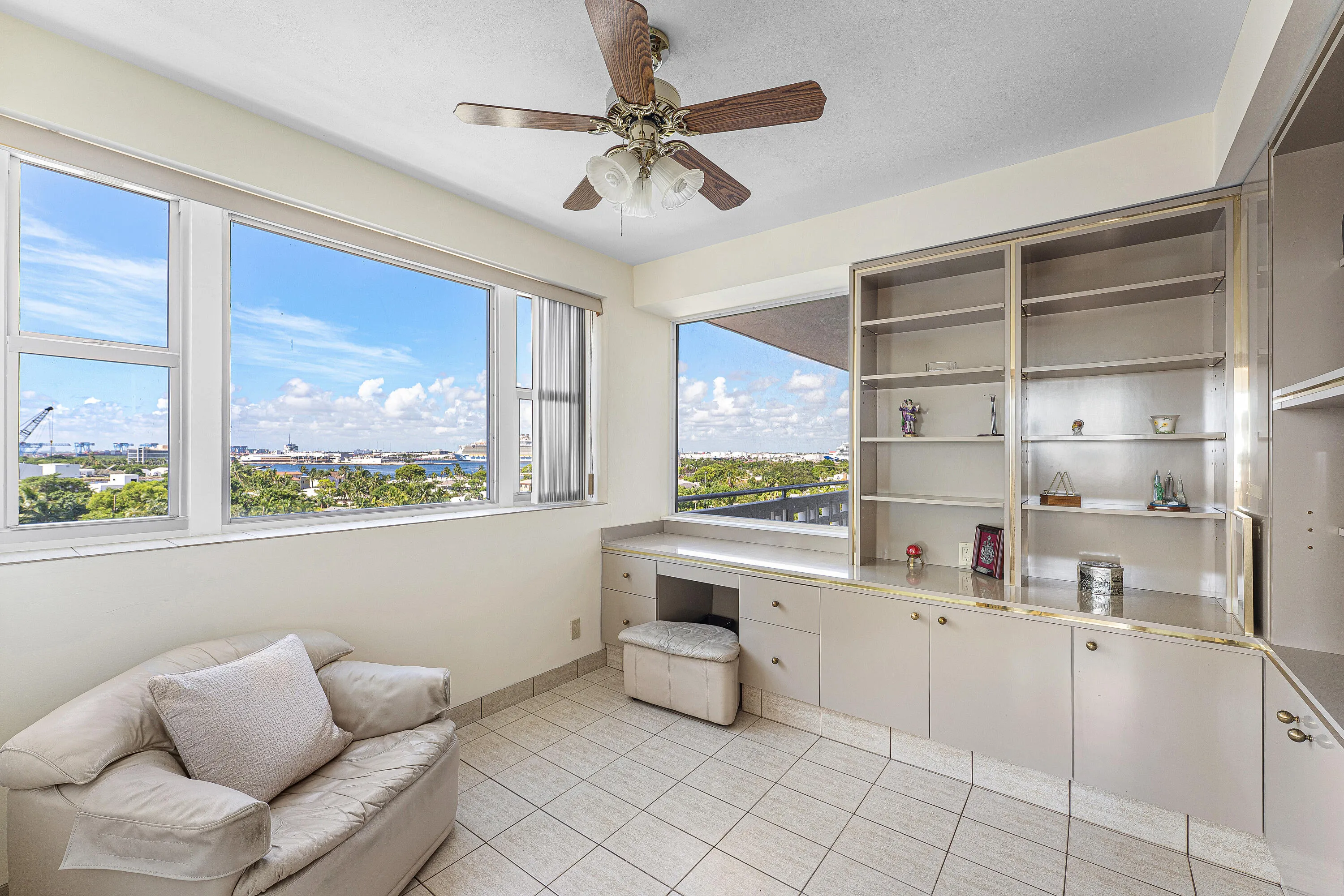 020-1900SouthOceanDrive-812-FortLauderda