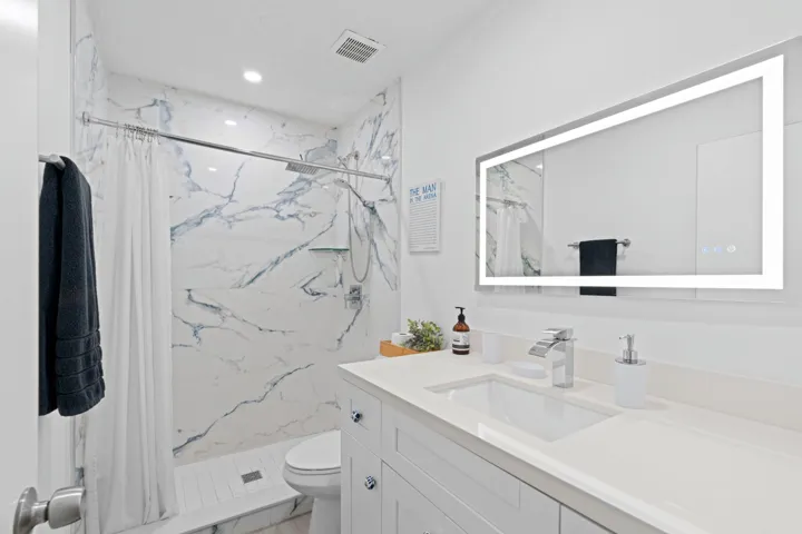Bathroom #6