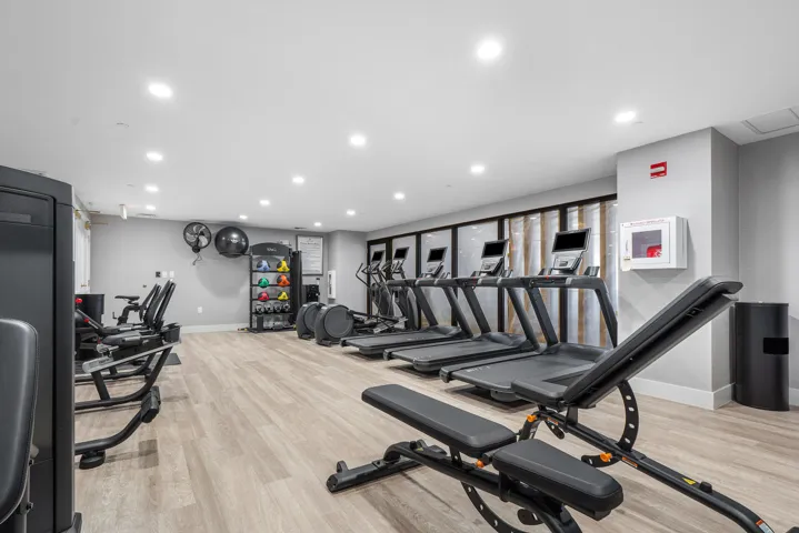 070-200EastPalmettoParkRoad-712-BocaRato