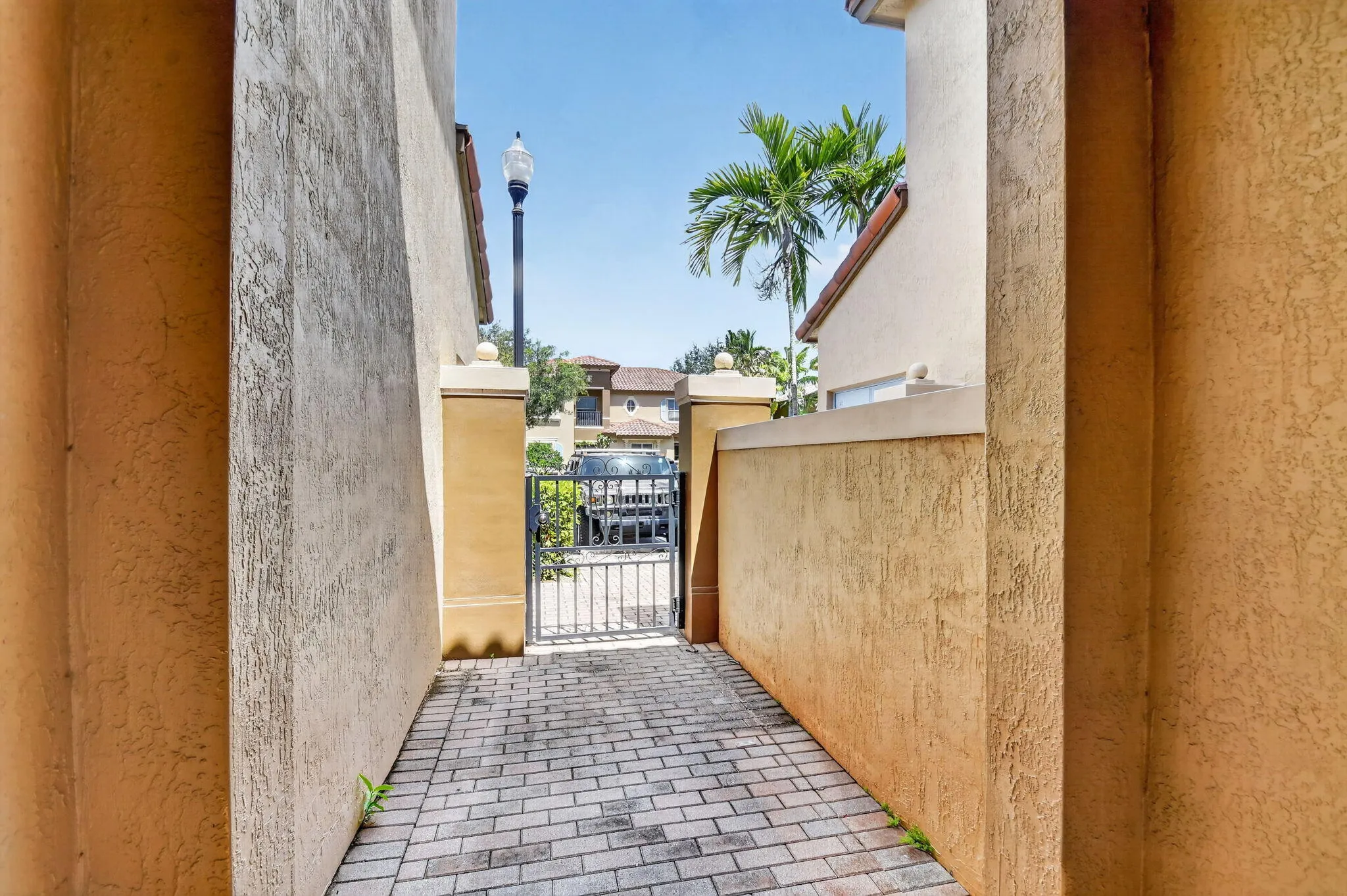 Property photo 44