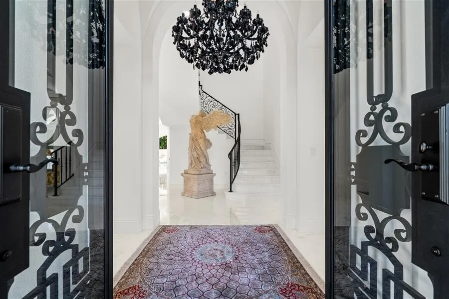 dash_FOYER_STRAIGHT_DT