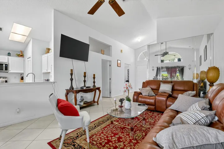 23-web-or-mls-_14A7844