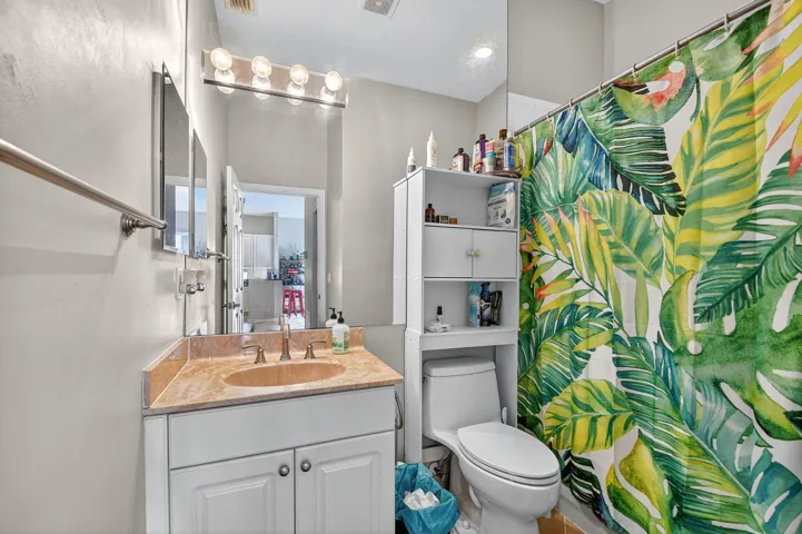 2nd Bathroom