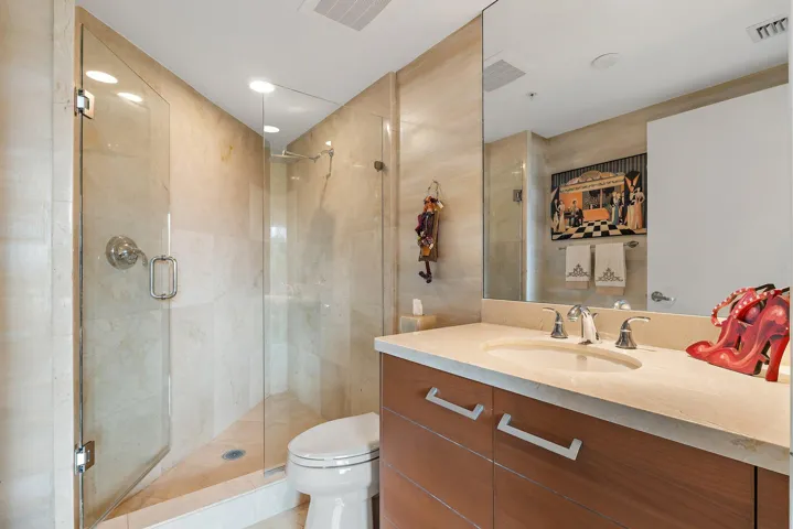 2nd Ensuite Bathroom
