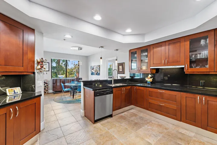 Gourmet Kitchen