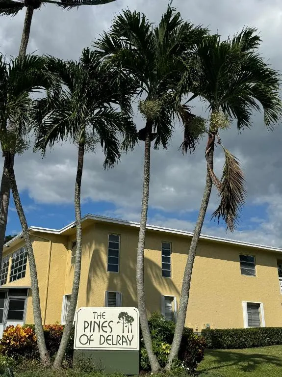 Pines of Delray