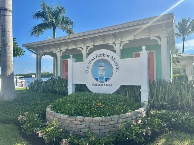 Boynton Marina- Dive boats- Charter fishing- tiki boat tour