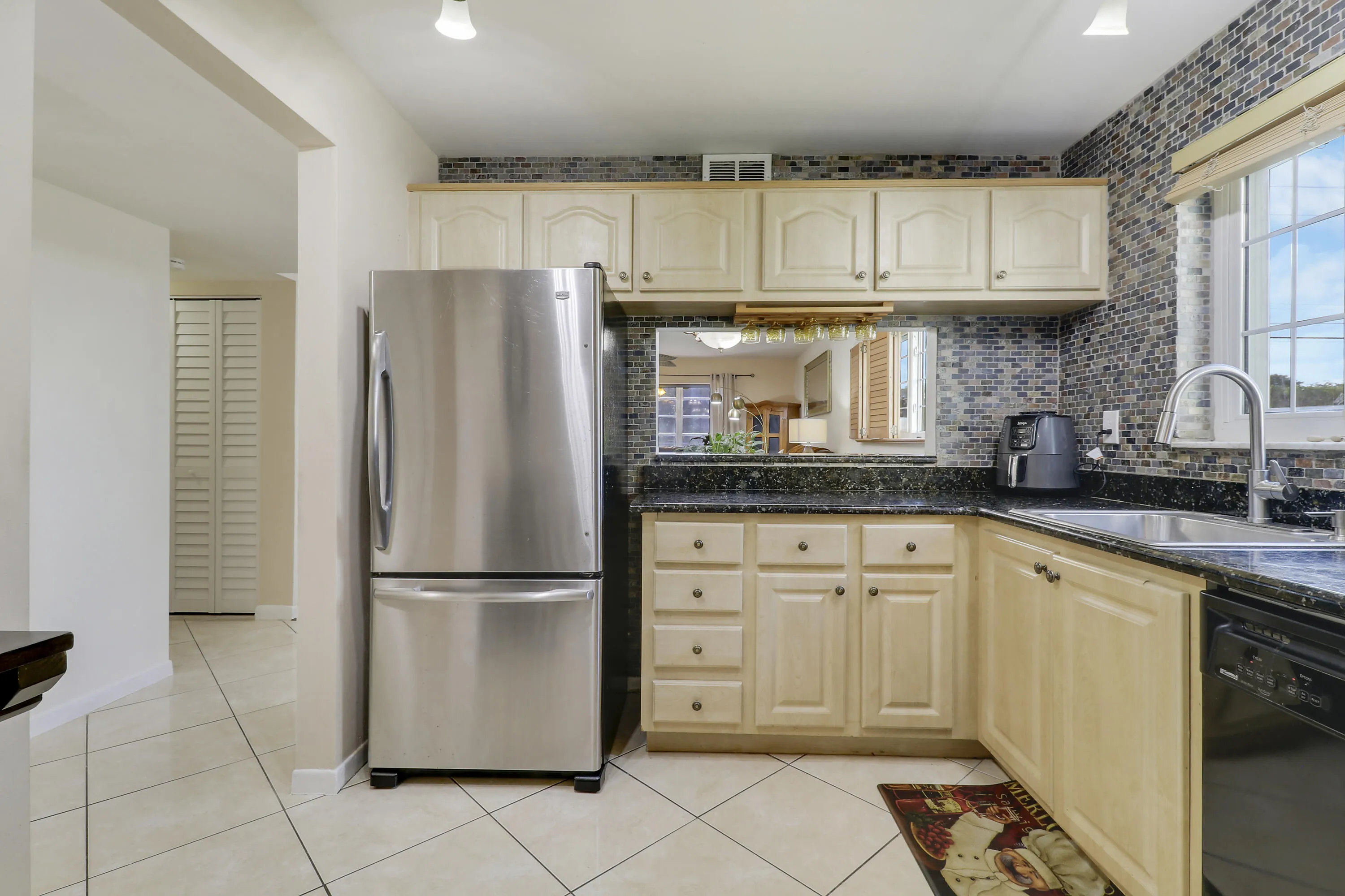 Property photo 24