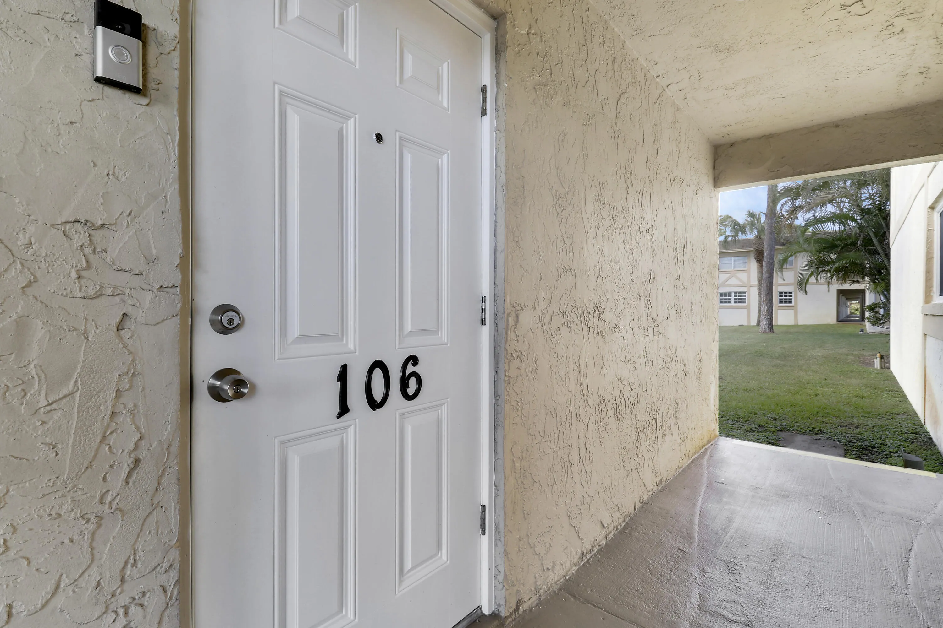 1st floor corner unit