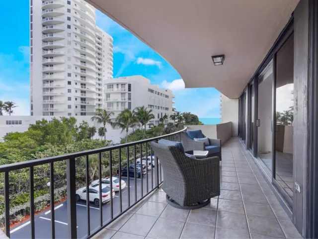 Balcony 2