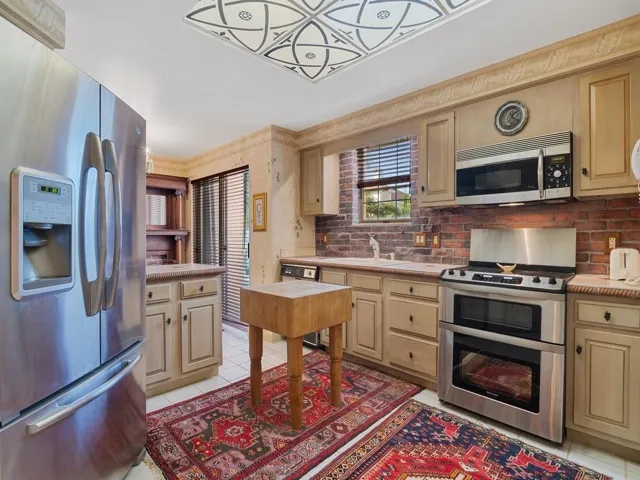 Actual Kitchen