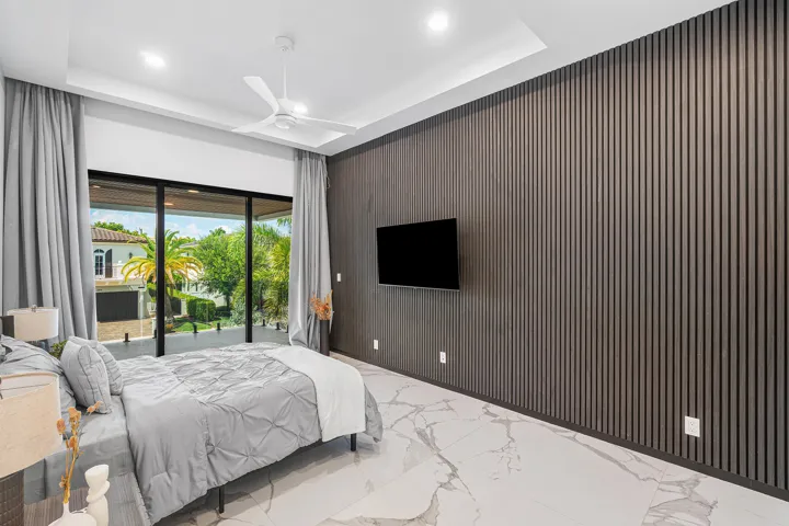 033-245Northeast6thCourt-BocaRaton-FL-33