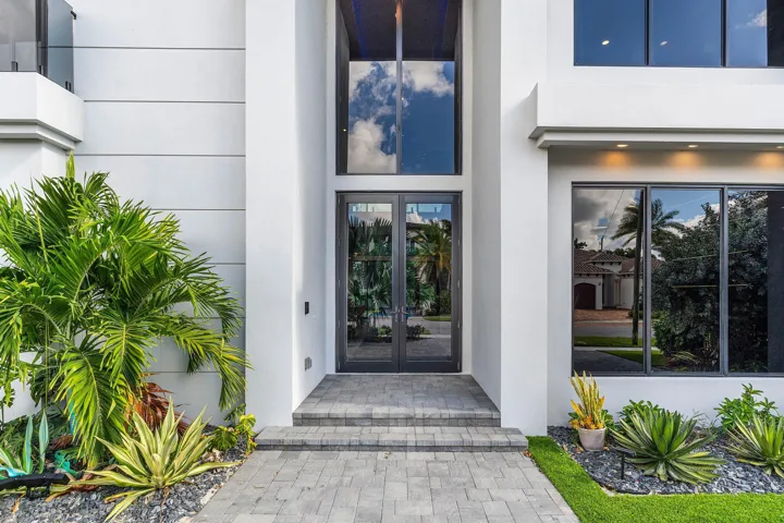 005-245Northeast6thCourt-BocaRaton-FL-33
