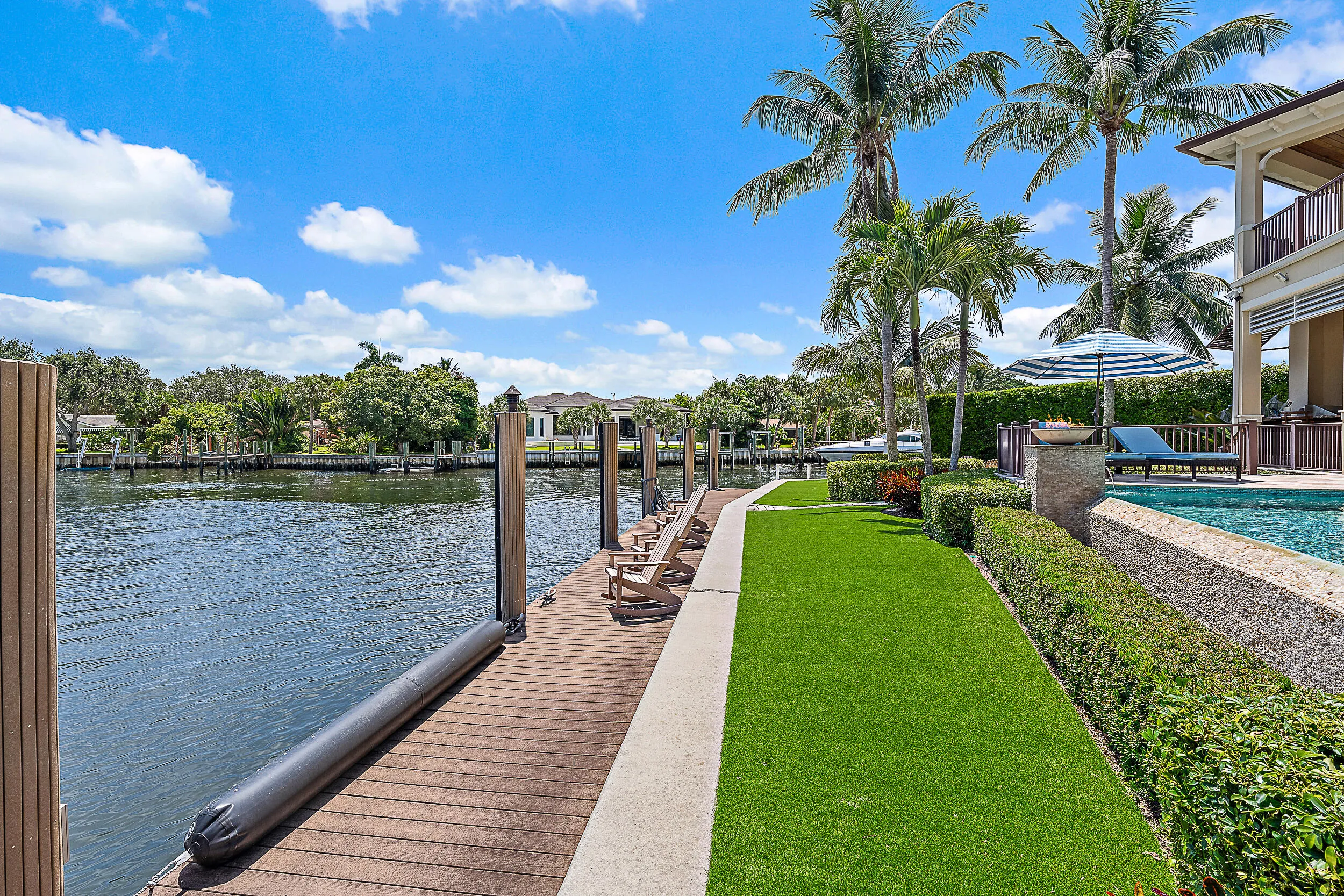 Dock