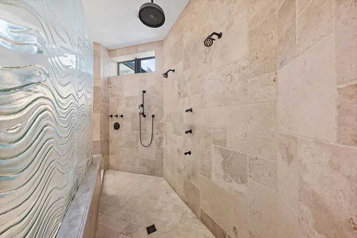 Master Suite Bathroom