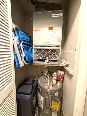 3930- Apt 107 Pic 2