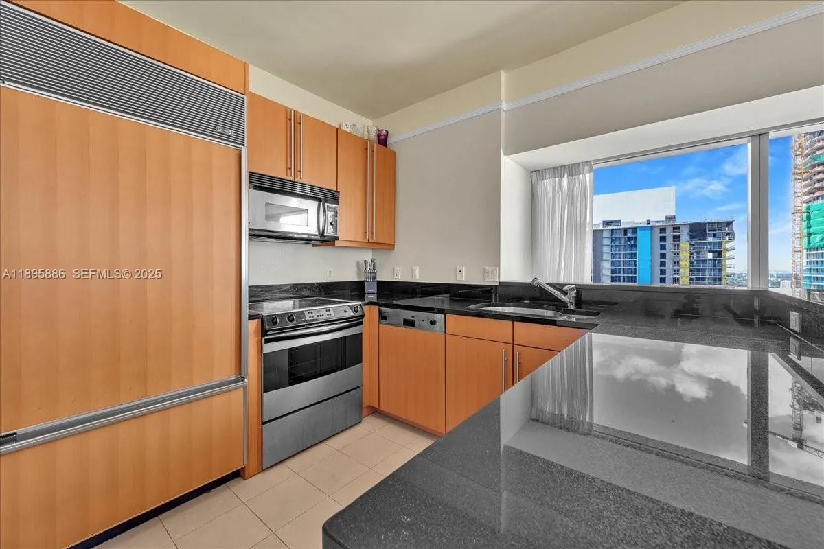 Property photo 100