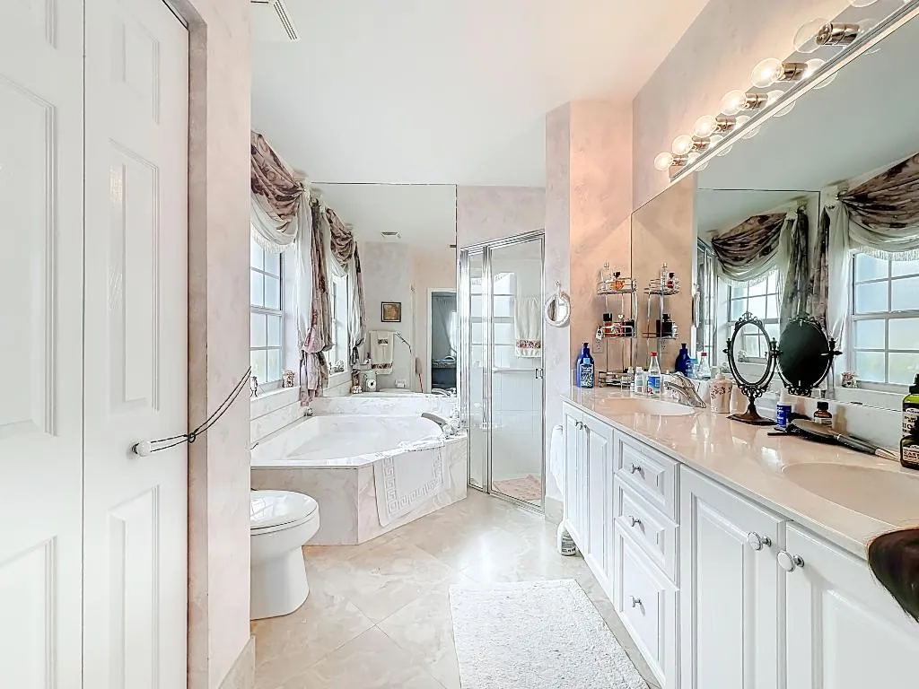 6174 Caladium Road-55
