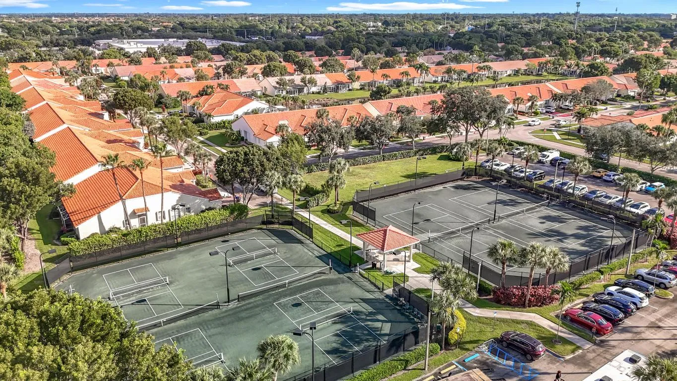 6174 Caladium Road-94