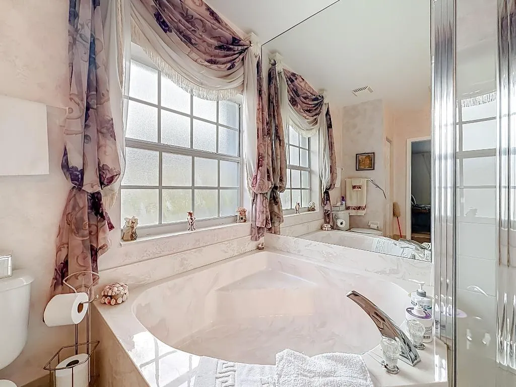 6174 Caladium Road-59