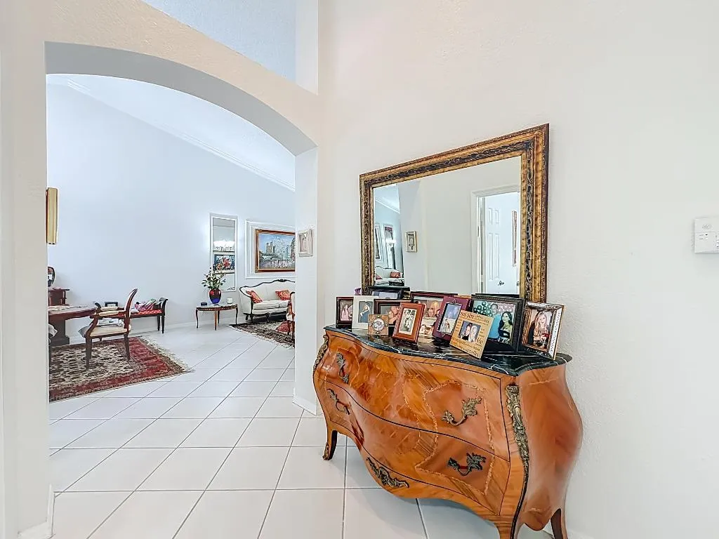 6174 Caladium Road-15