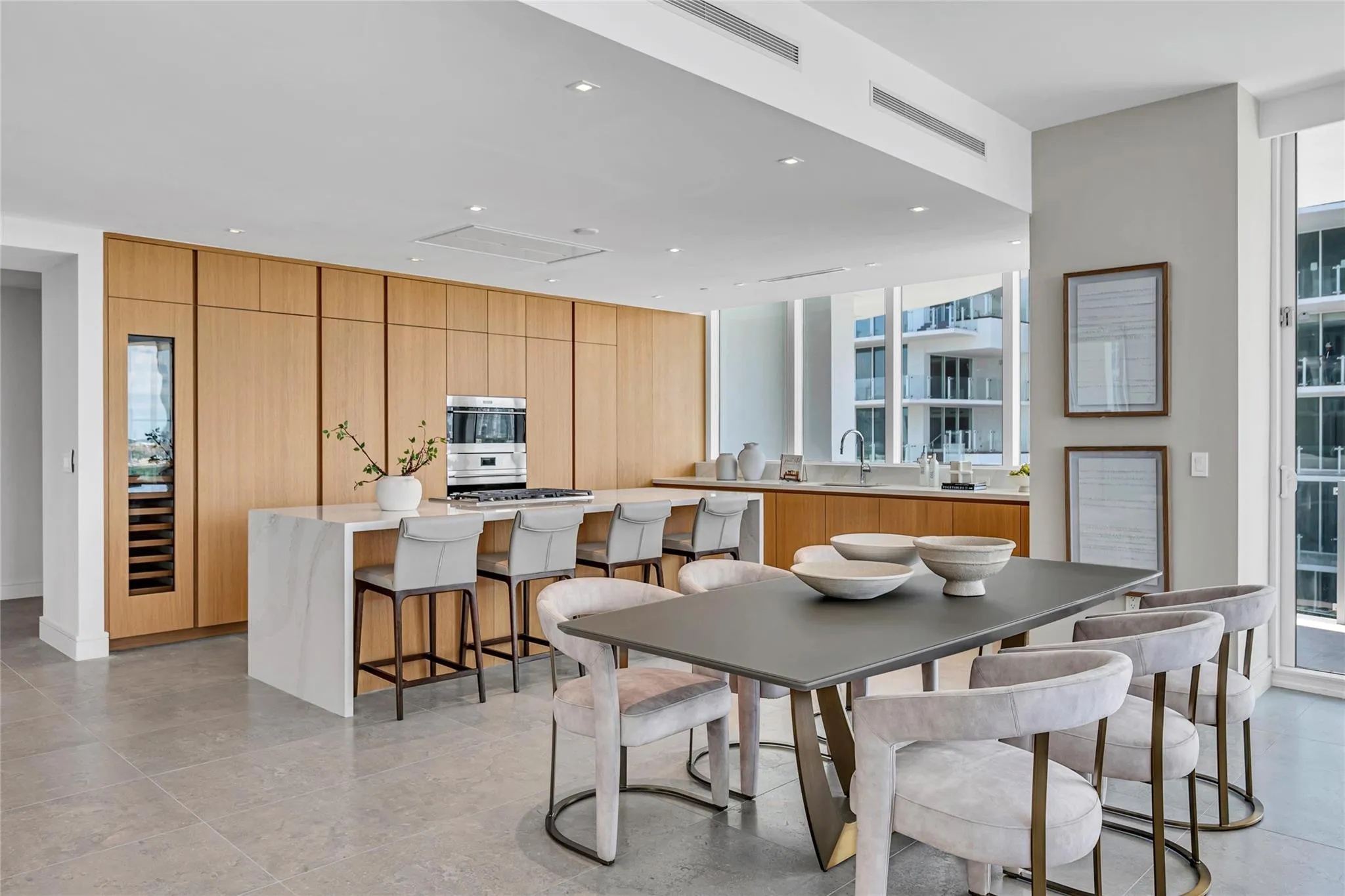 Kitchen/Dining