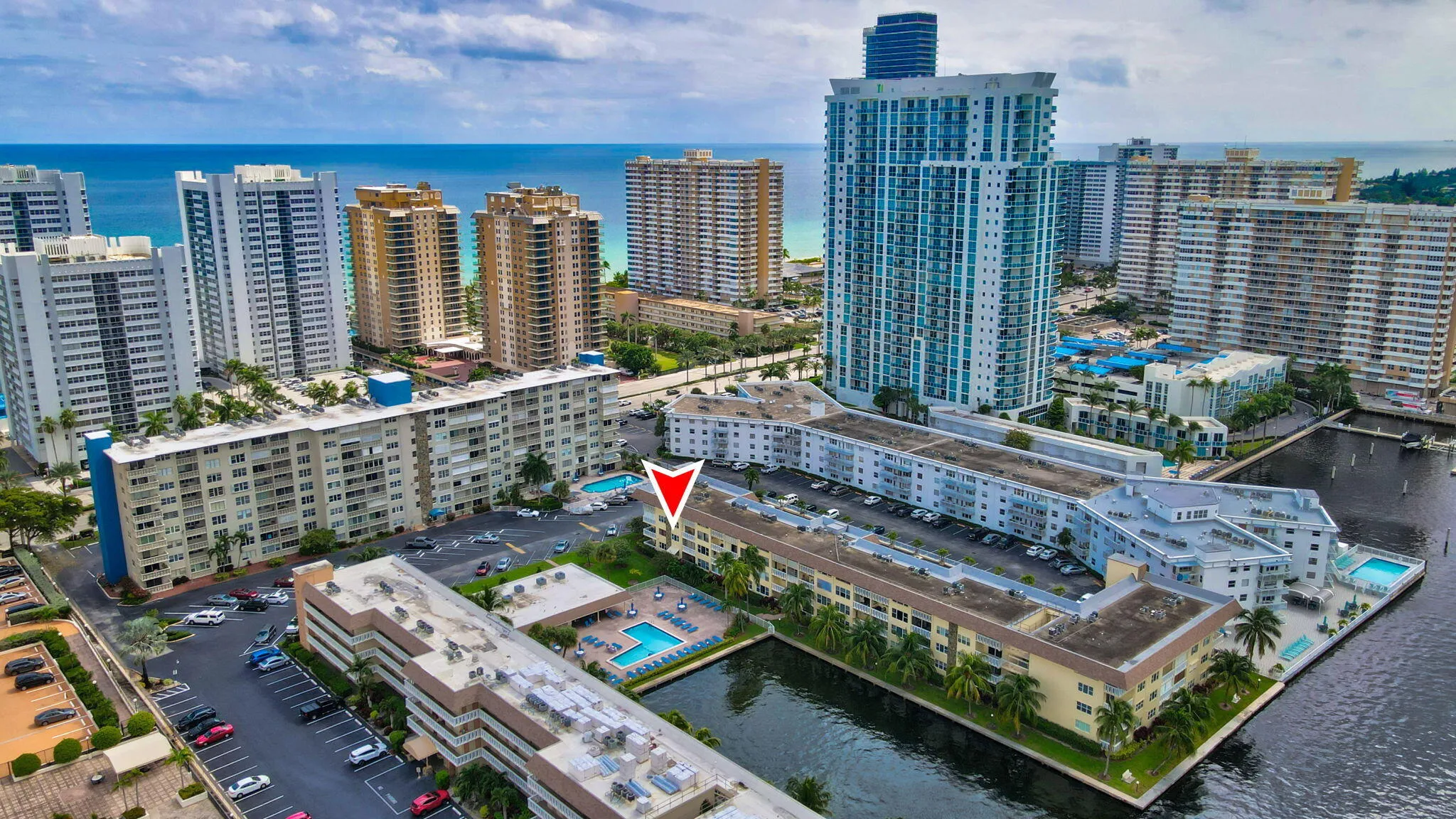 Aerial View Clubhouse & Pool