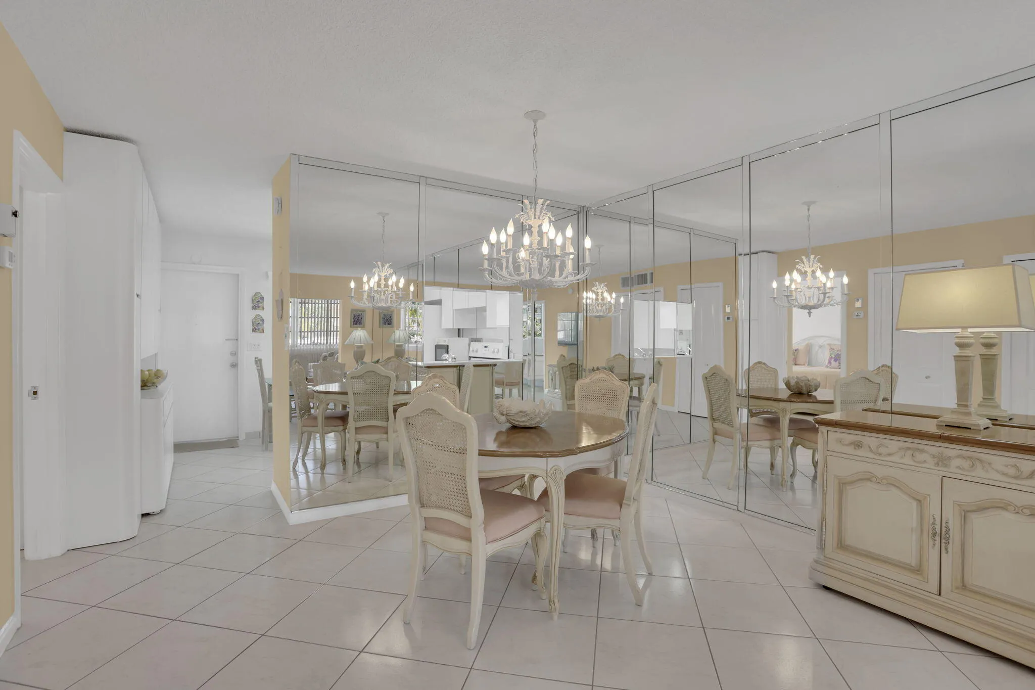 Formal Dining