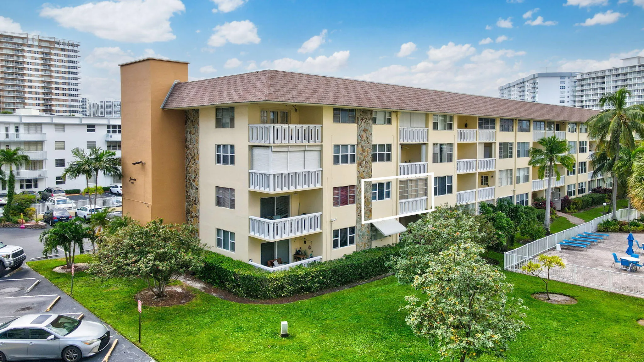 Jamaica Building