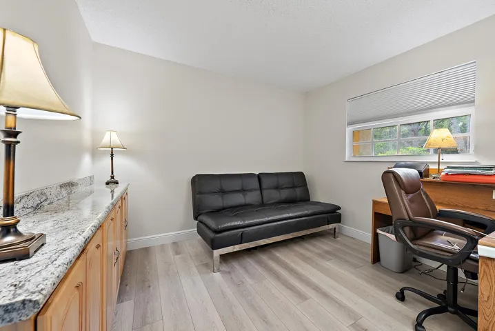 16338 Alexander Run-15
