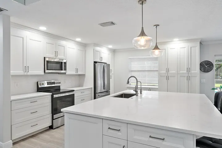 16338 Alexander Run-2