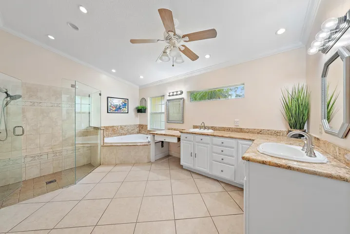 16338 Alexander Run-23