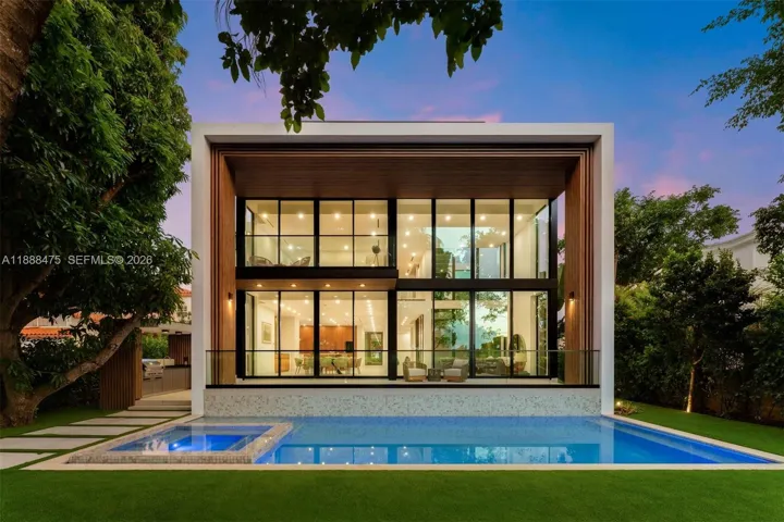 Private Rooftop - Home Located on Miami Beach Golf Course