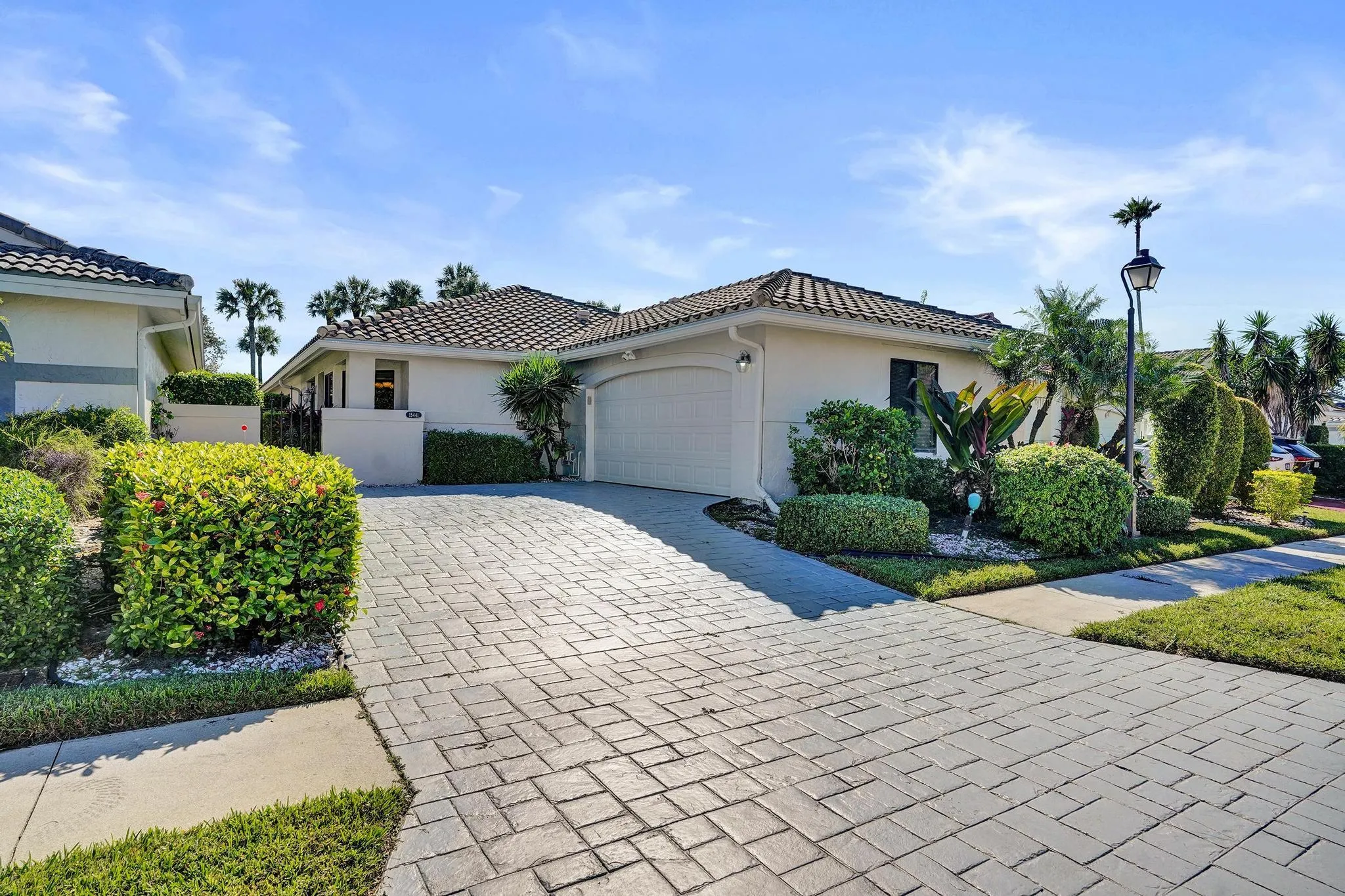 Decorative Paver driveway