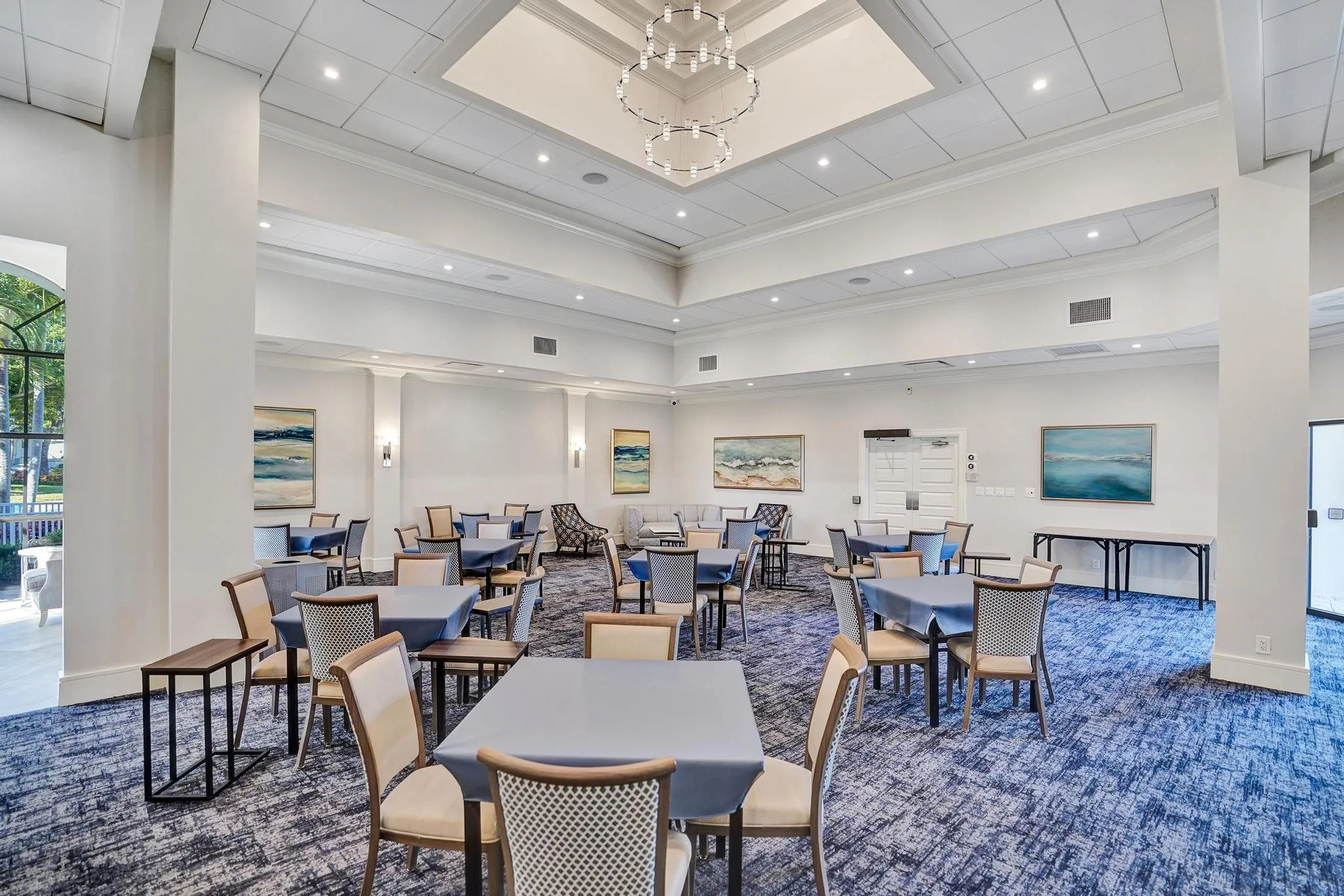 Satellite Club room