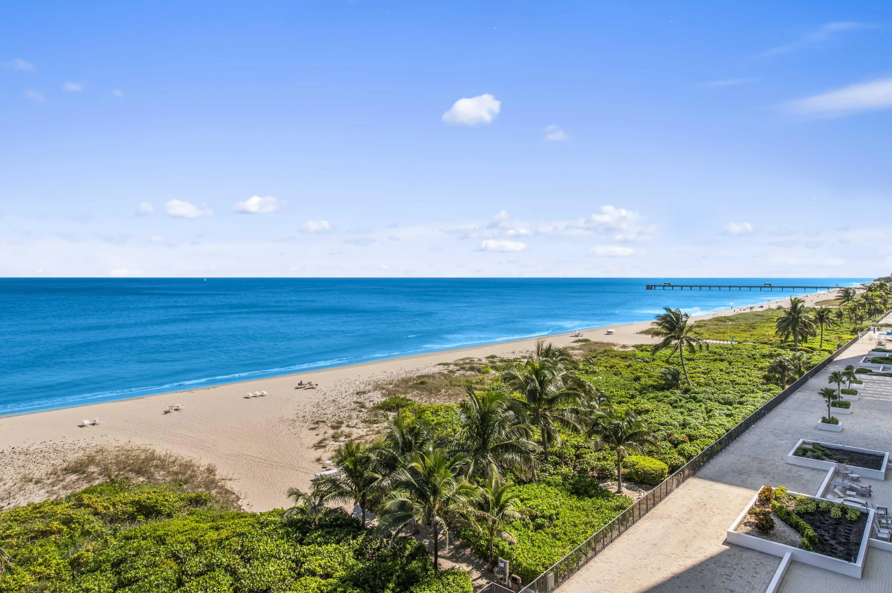 FOREVER OCEAN VIEWS